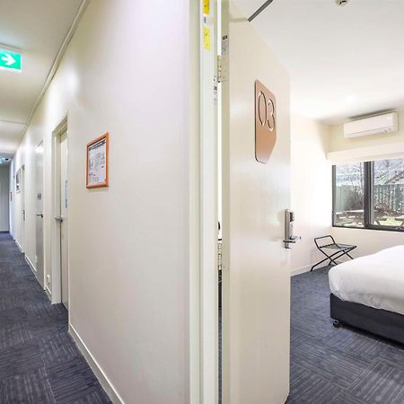 Nightcap At High Flyer Hotel Bankstown Eksteriør billede