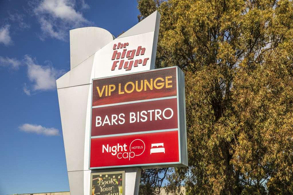Nightcap At High Flyer Hotel Bankstown Eksteriør billede
